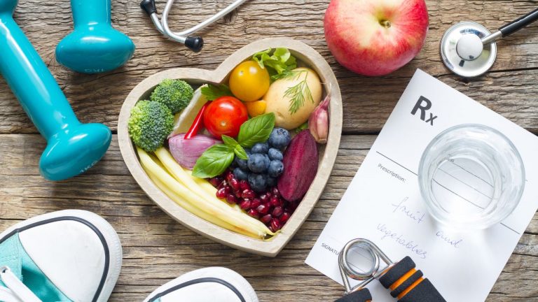 How to Lower Cholesterol with Dieting