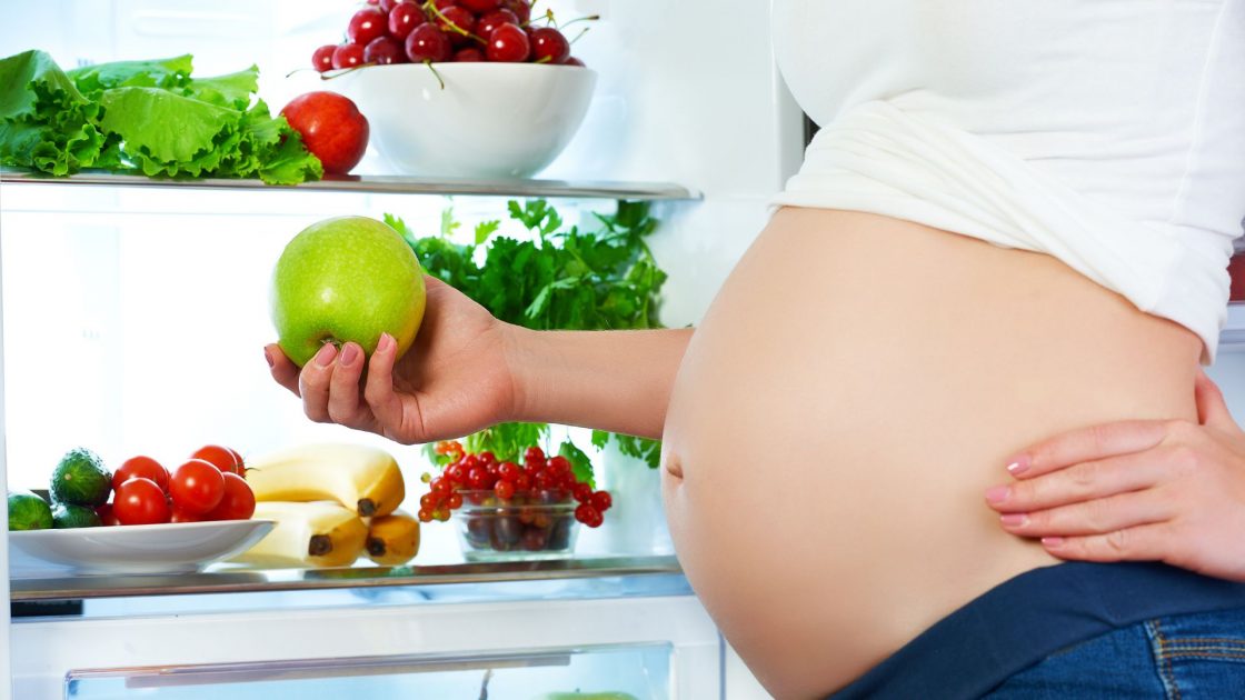 How to Lose Weight While Pregnant: The Safe and Effective Way